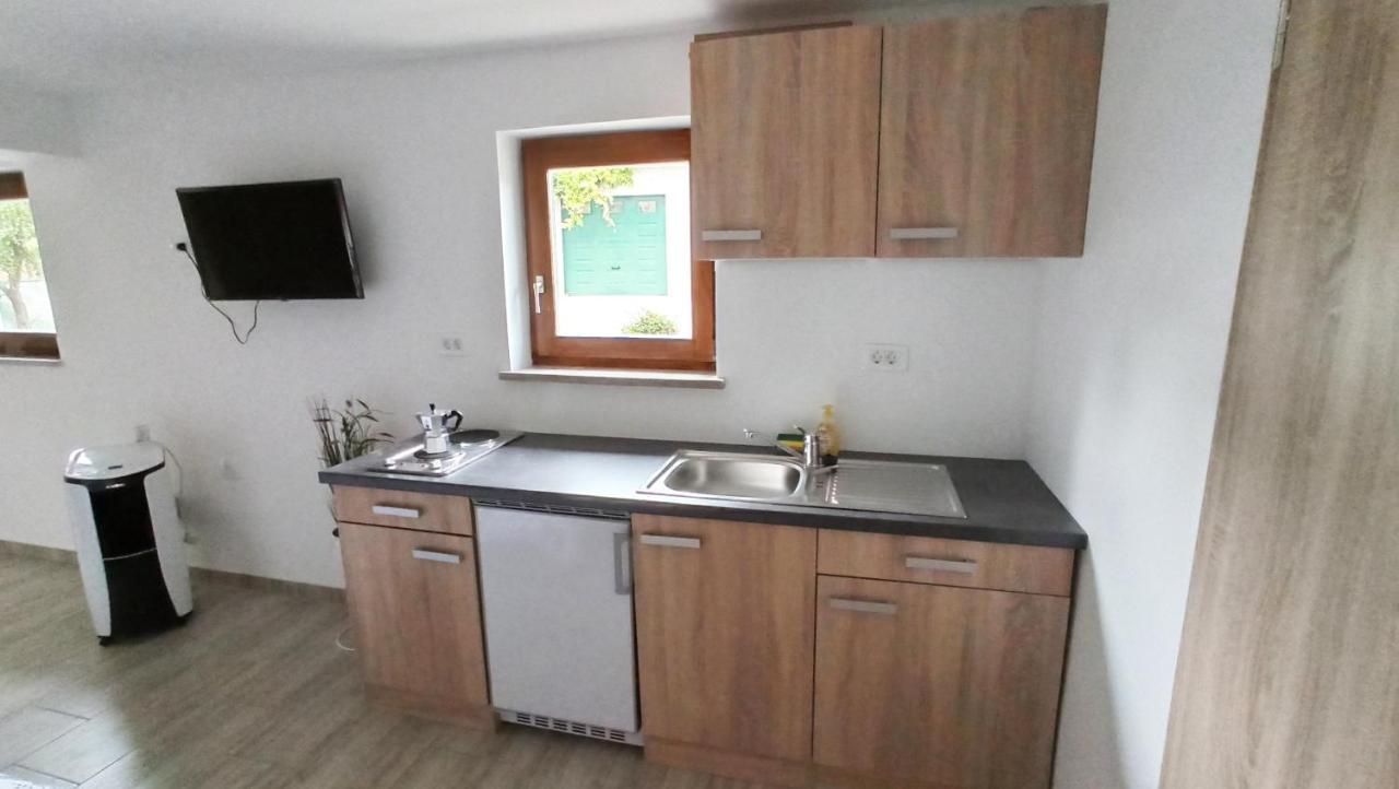 Apartma Montemoro Apartment อังคาราน ภายนอก รูปภาพ