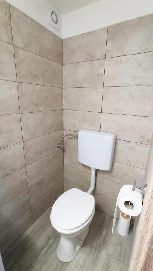 Apartma Montemoro Apartment อังคาราน ภายนอก รูปภาพ